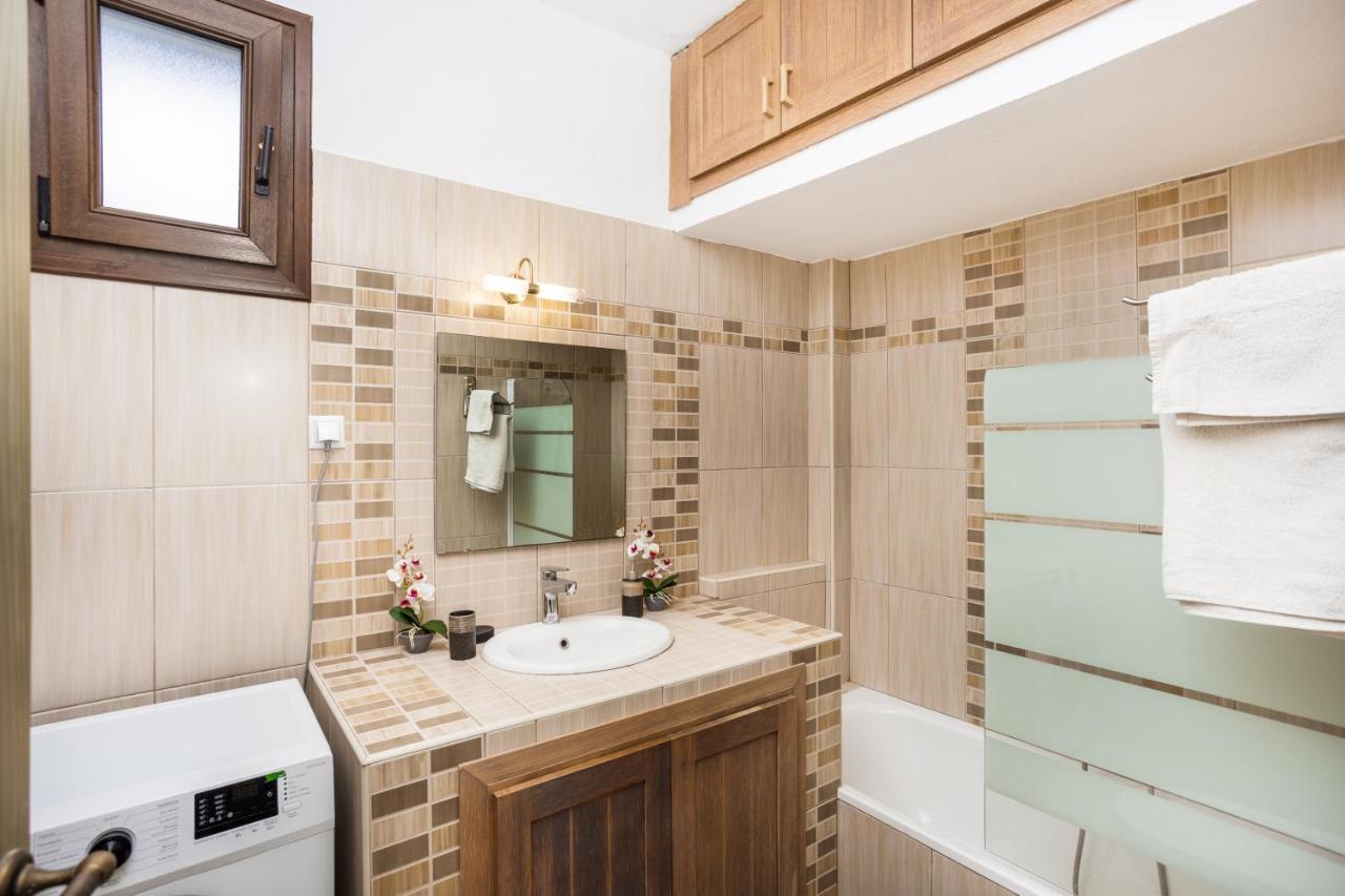 Twinstars Apartment With Courtyard And View Kalyves Polygyrou Екстериор снимка
