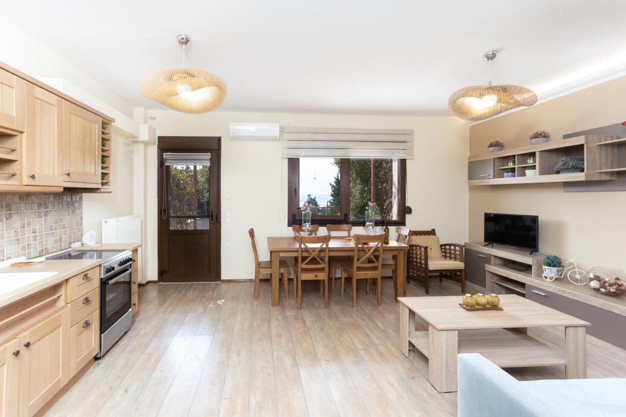 Twinstars Apartment With Courtyard And View Kalyves Polygyrou Екстериор снимка
