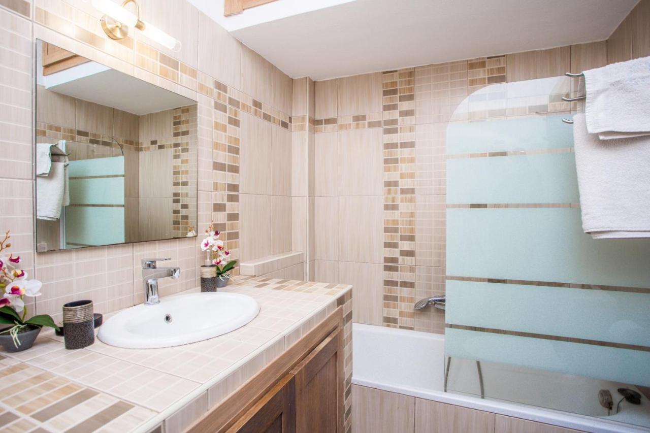 Twinstars Apartment With Courtyard And View Kalyves Polygyrou Екстериор снимка