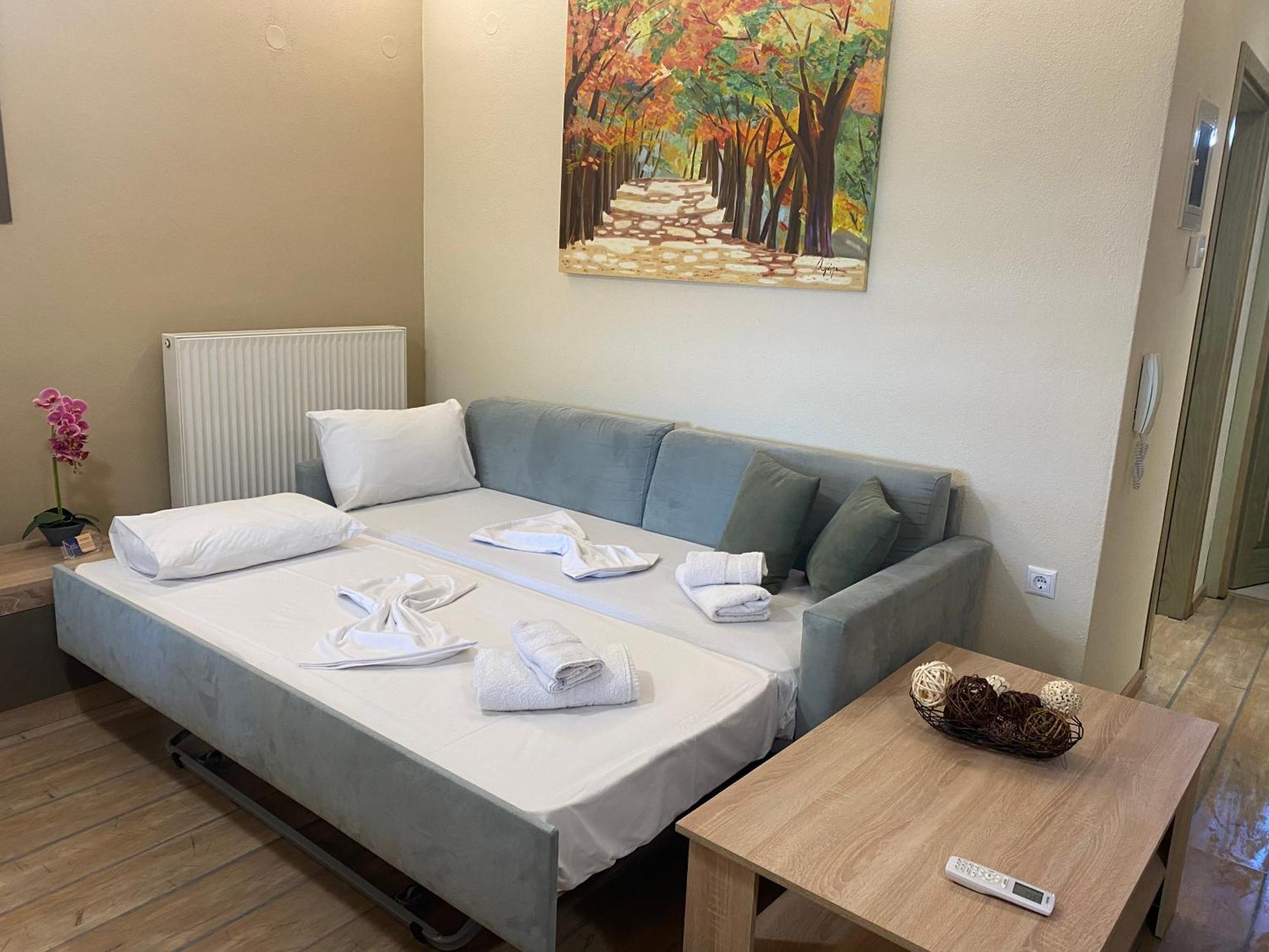 Twinstars Apartment With Courtyard And View Kalyves Polygyrou Екстериор снимка